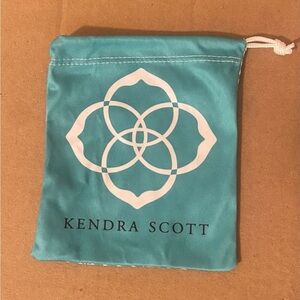 Kendra Scott dust bag